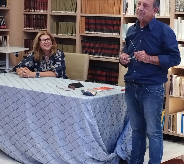 Παρουσιάστηκε στο Παλαιό Φάληρο το βιβλίο του Κώστα Στοφόρου «Οδός Ήβης Αθανασιάδου – Μυστήριο στο Παλαιό Φάληρο»